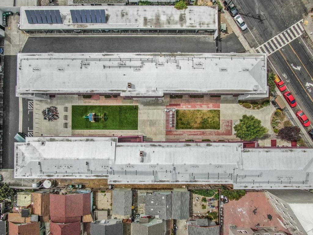 2555 Foothill Boulevard, Oakland, CA 94601