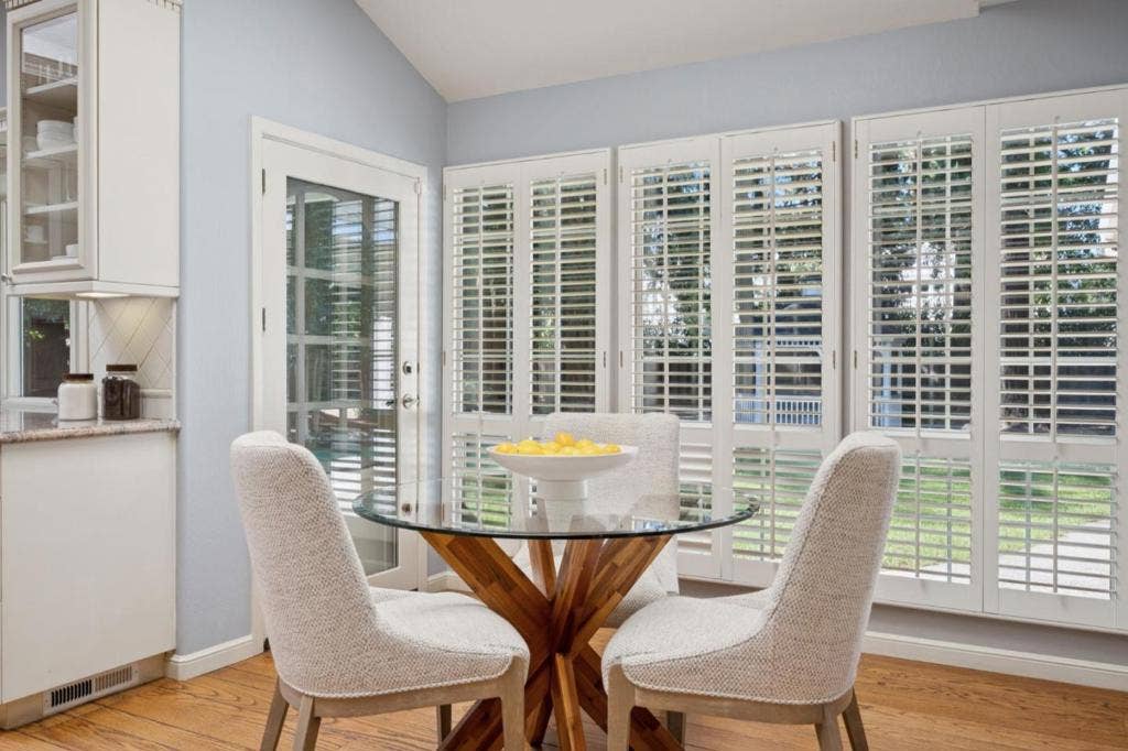 216 Valparaiso Avenue, Atherton, CA 94027