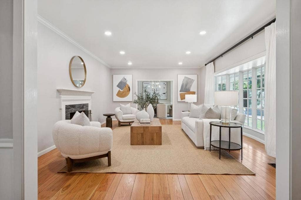 216 Valparaiso Avenue, Atherton, CA 94027