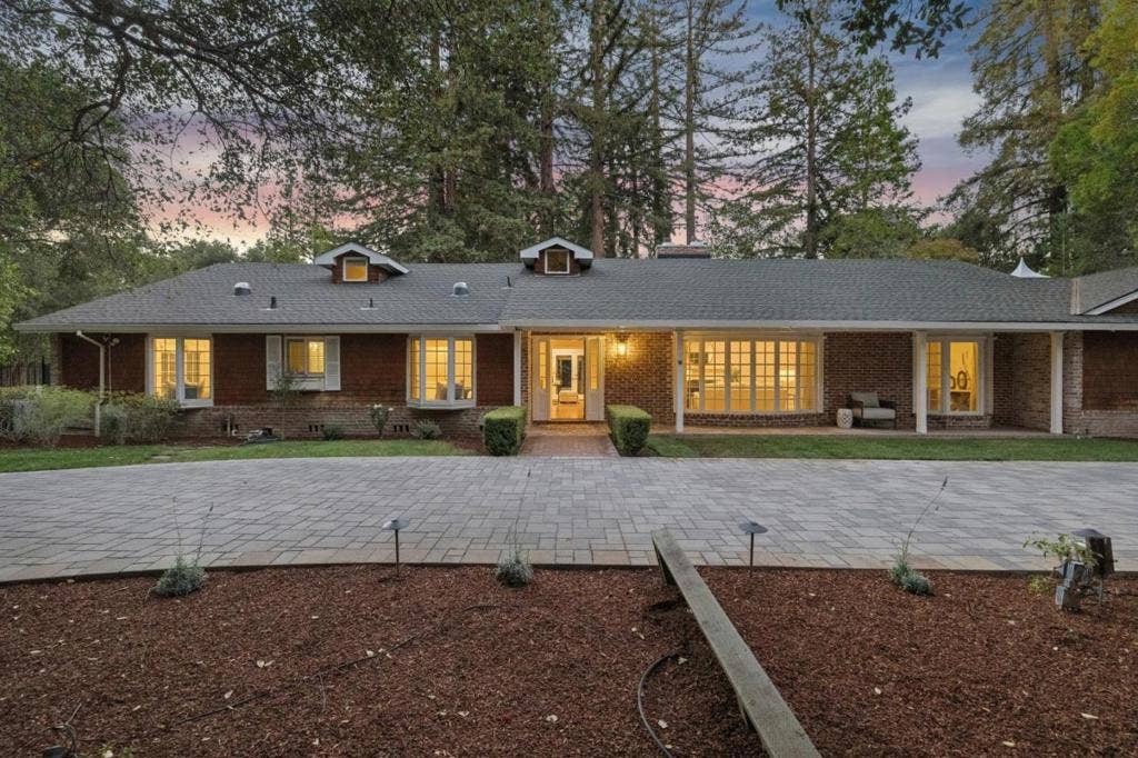 216 Valparaiso Avenue, Atherton, CA 94027