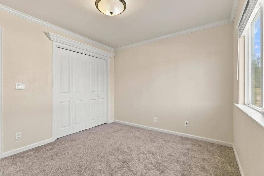 1490 Farragot Drive, Hollister, CA 95023 1490 Farragot Drive, Hollister, CA 95023