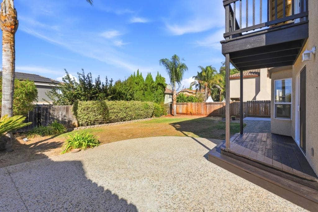 1490 Farragot Drive, Hollister, CA 95023 1490 Farragot Drive, Hollister, CA 95023