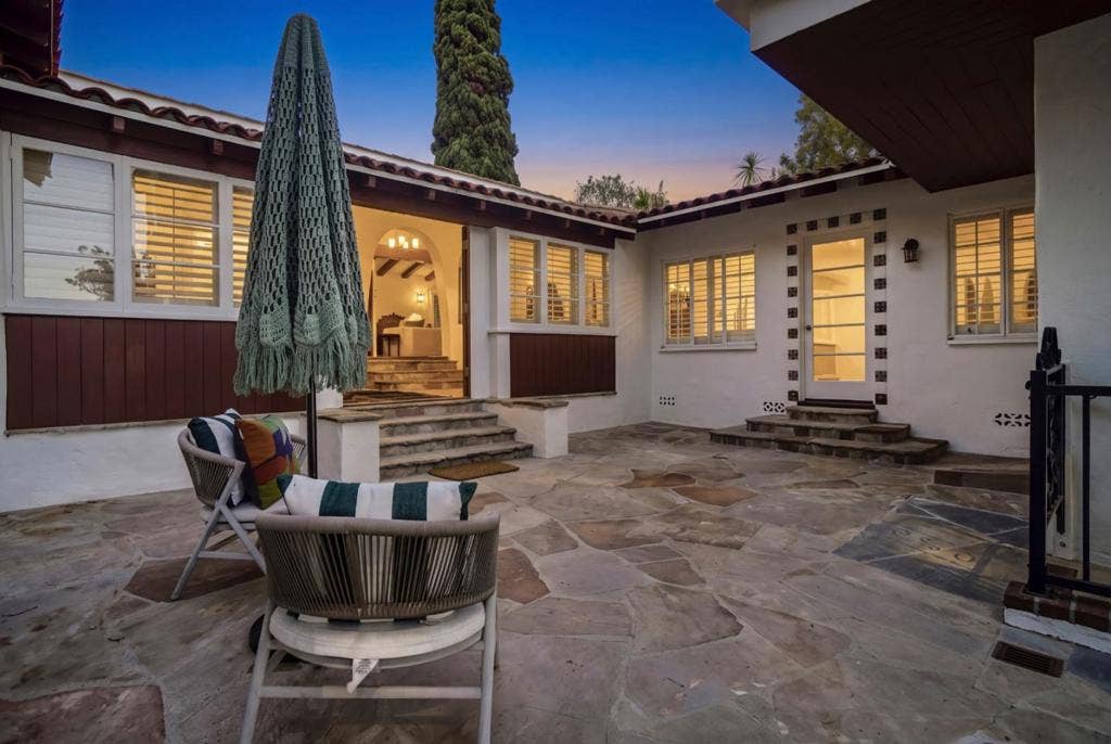14900 Camarosa Drive, Pacific Palisades, CA 90272 14900 Camarosa Drive, Pacific Palisades, CA 90272