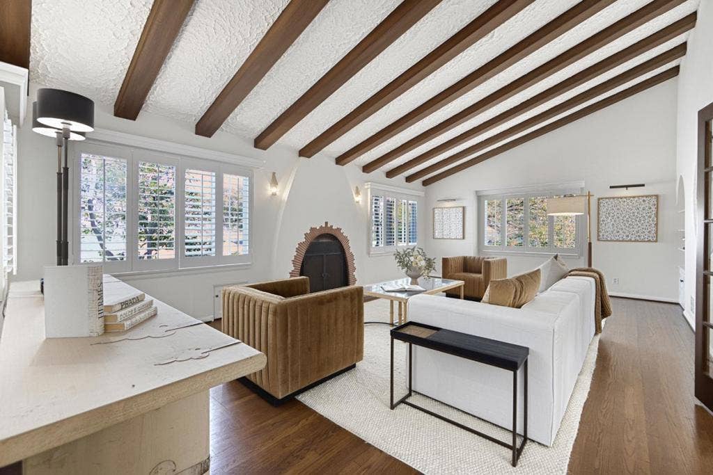 14900 Camarosa Drive, Pacific Palisades, CA 90272 14900 Camarosa Drive, Pacific Palisades, CA 90272