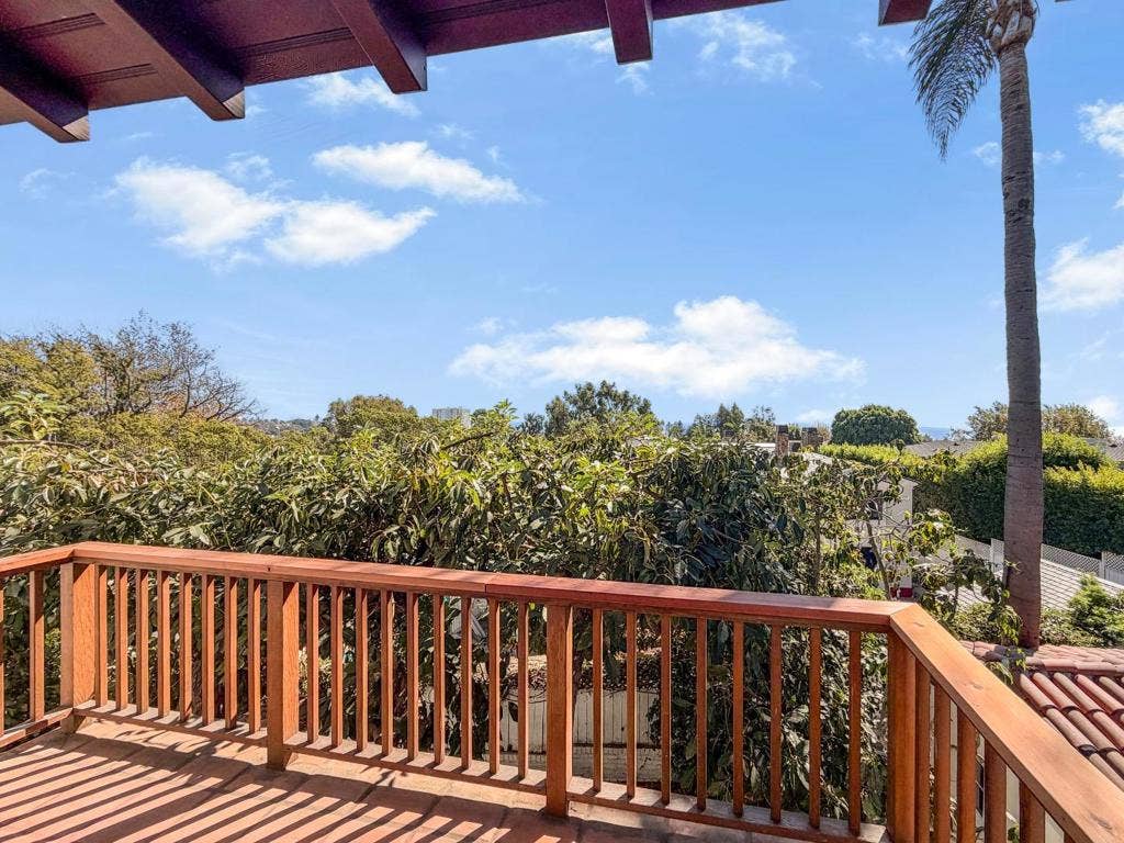 14900 Camarosa Drive, Pacific Palisades, CA 90272 14900 Camarosa Drive, Pacific Palisades, CA 90272