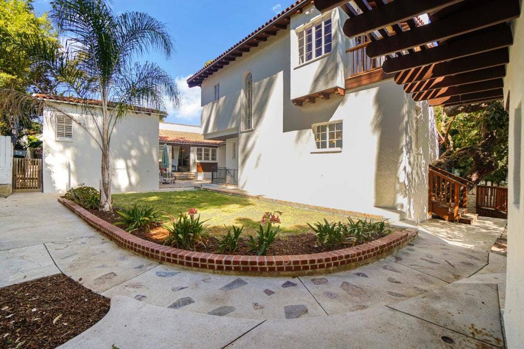 14900 Camarosa Drive, Pacific Palisades, CA 90272 14900 Camarosa Drive, Pacific Palisades, CA 90272