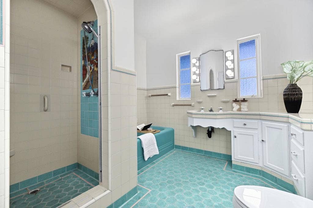 14900 Camarosa Drive, Pacific Palisades, CA 90272 14900 Camarosa Drive, Pacific Palisades, CA 90272