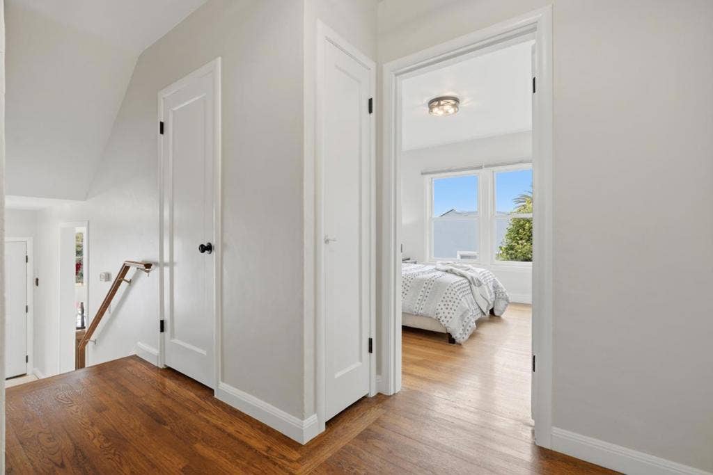 4024 Bayview Avenue, San Mateo, CA 94403 4024 Bayview Avenue, San Mateo, CA 94403