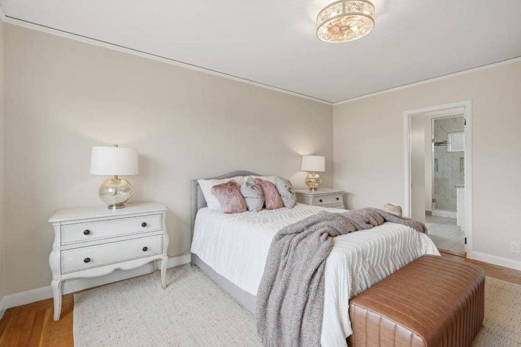 4024 Bayview Avenue, San Mateo, CA 94403 4024 Bayview Avenue, San Mateo, CA 94403