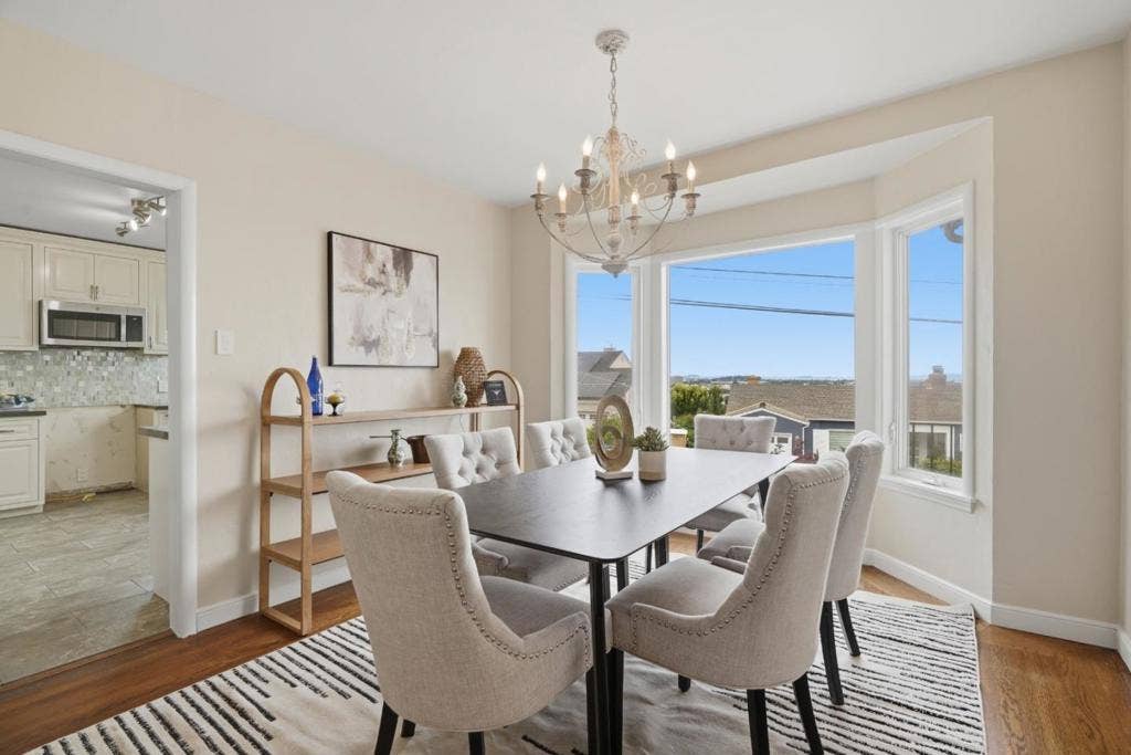 4024 Bayview Avenue, San Mateo, CA 94403 4024 Bayview Avenue, San Mateo, CA 94403