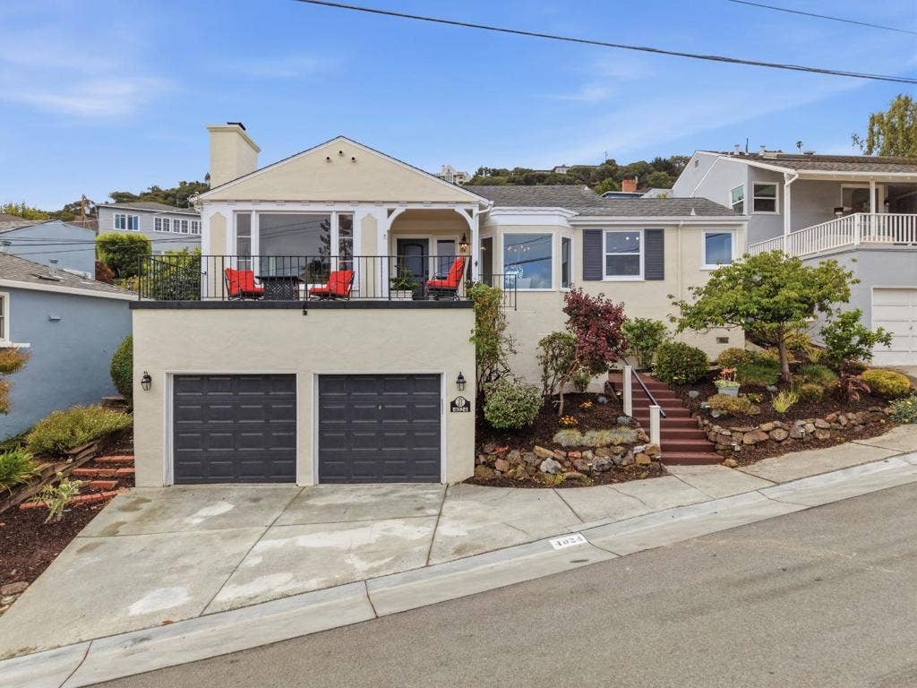 4024 Bayview Avenue, San Mateo, CA 94403 4024 Bayview Avenue, San Mateo, CA 94403