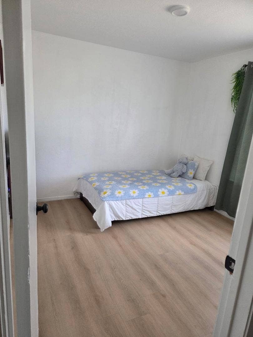 515 N Santa Monica Street, Los Banos, CA 93635