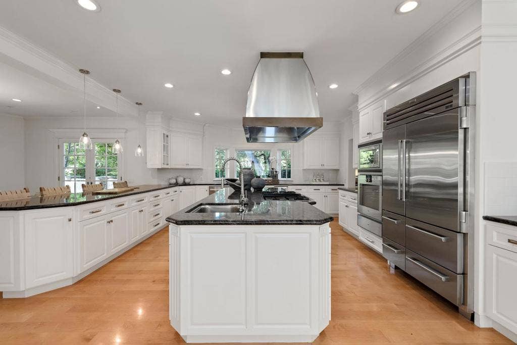 59 Somerset Lane, Atherton, CA 94027