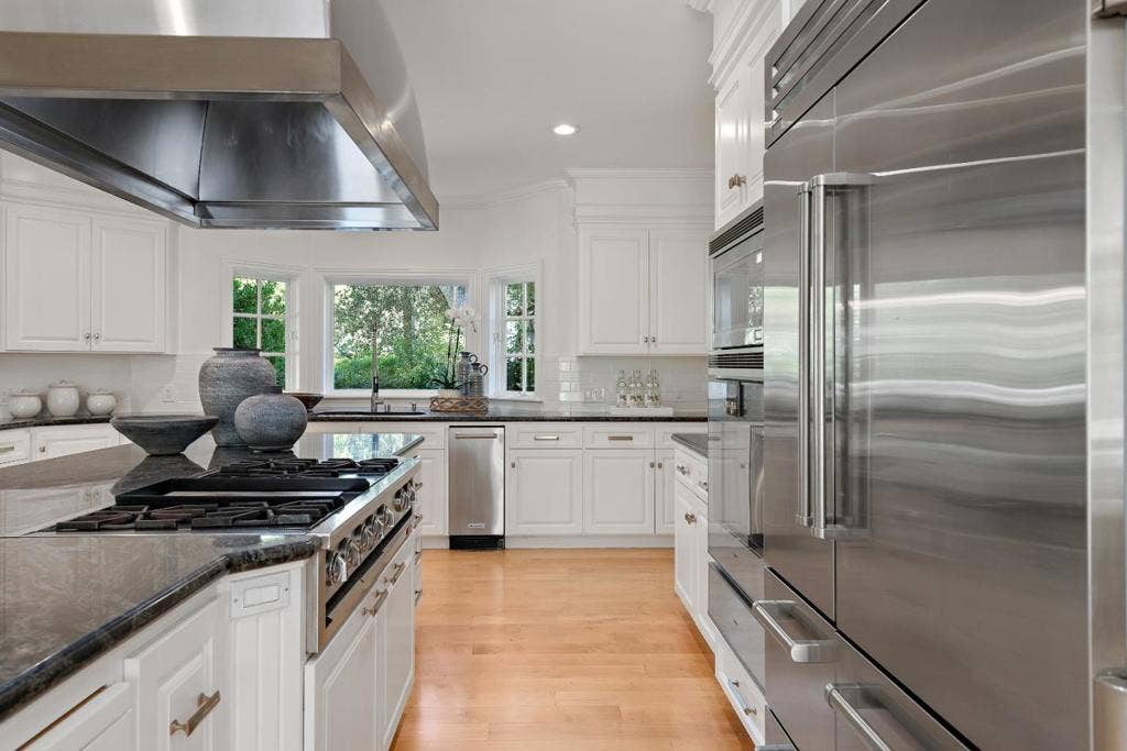 59 Somerset Lane, Atherton, CA 94027
