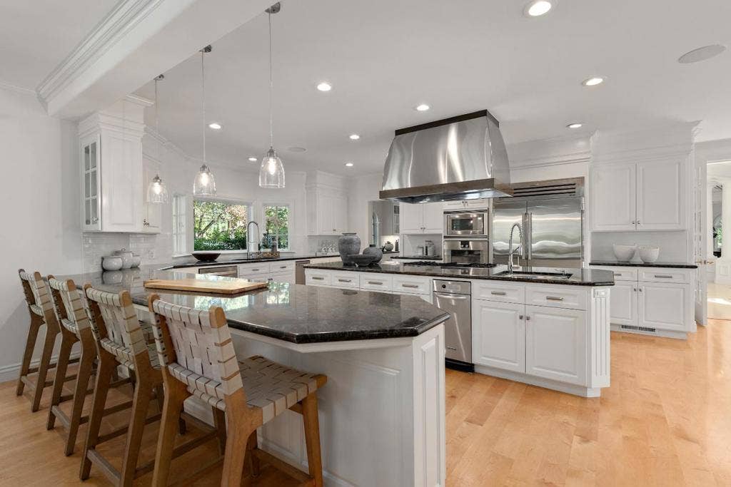 59 Somerset Lane, Atherton, CA 94027