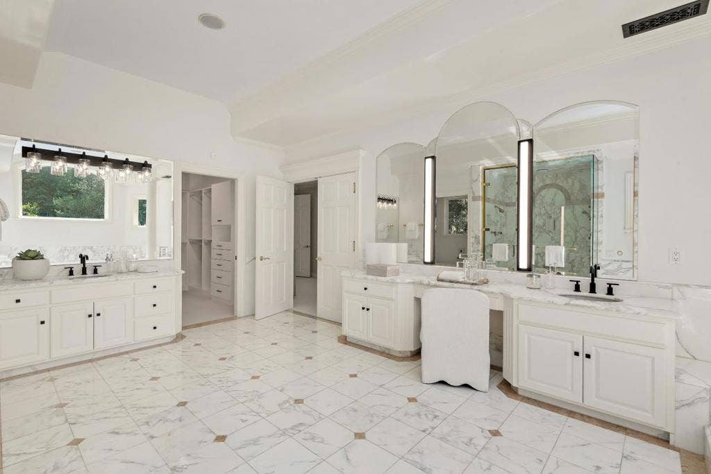 59 Somerset Lane, Atherton, CA 94027