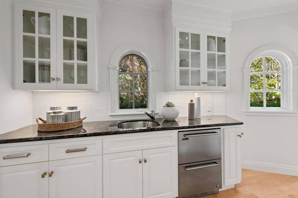 59 Somerset Lane, Atherton, CA 94027