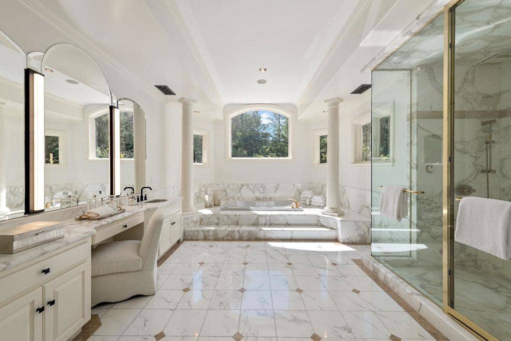 59 Somerset Lane, Atherton, CA 94027