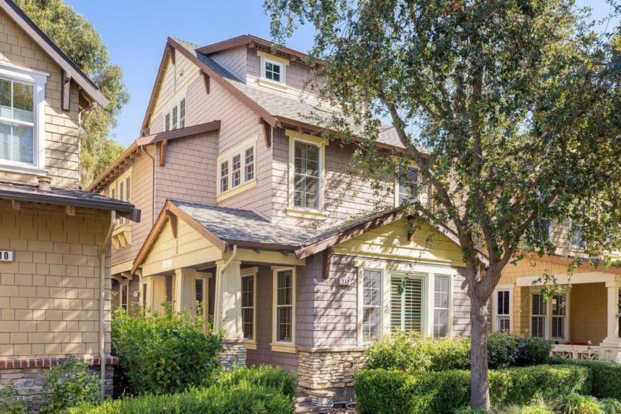 Property photo for 212 Morgan Lane, Menlo Park, CA