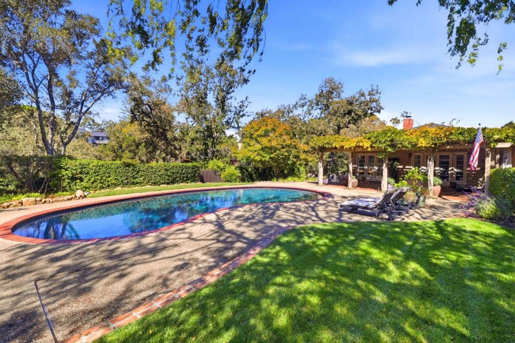 388 Albion Avenue, Woodside, CA 94062 388 Albion Avenue, Woodside, CA 94062
