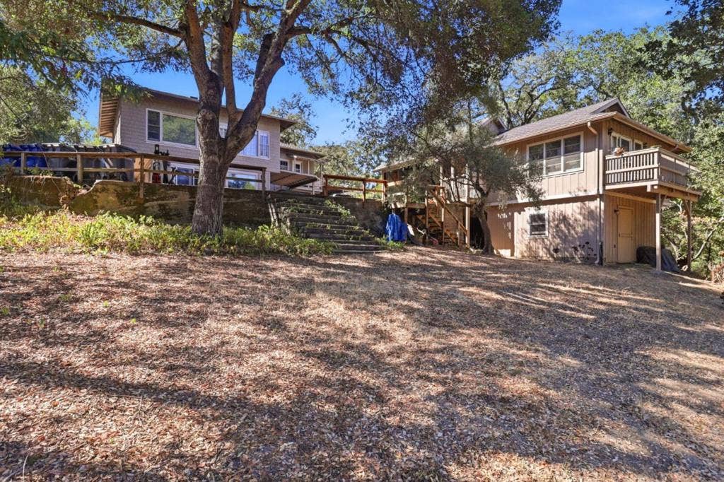 388 Albion Avenue, Woodside, CA 94062 388 Albion Avenue, Woodside, CA 94062