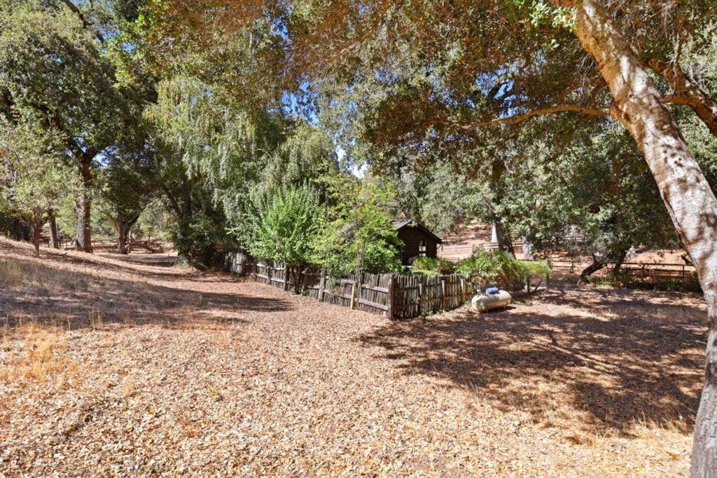 388 Albion Avenue, Woodside, CA 94062 388 Albion Avenue, Woodside, CA 94062