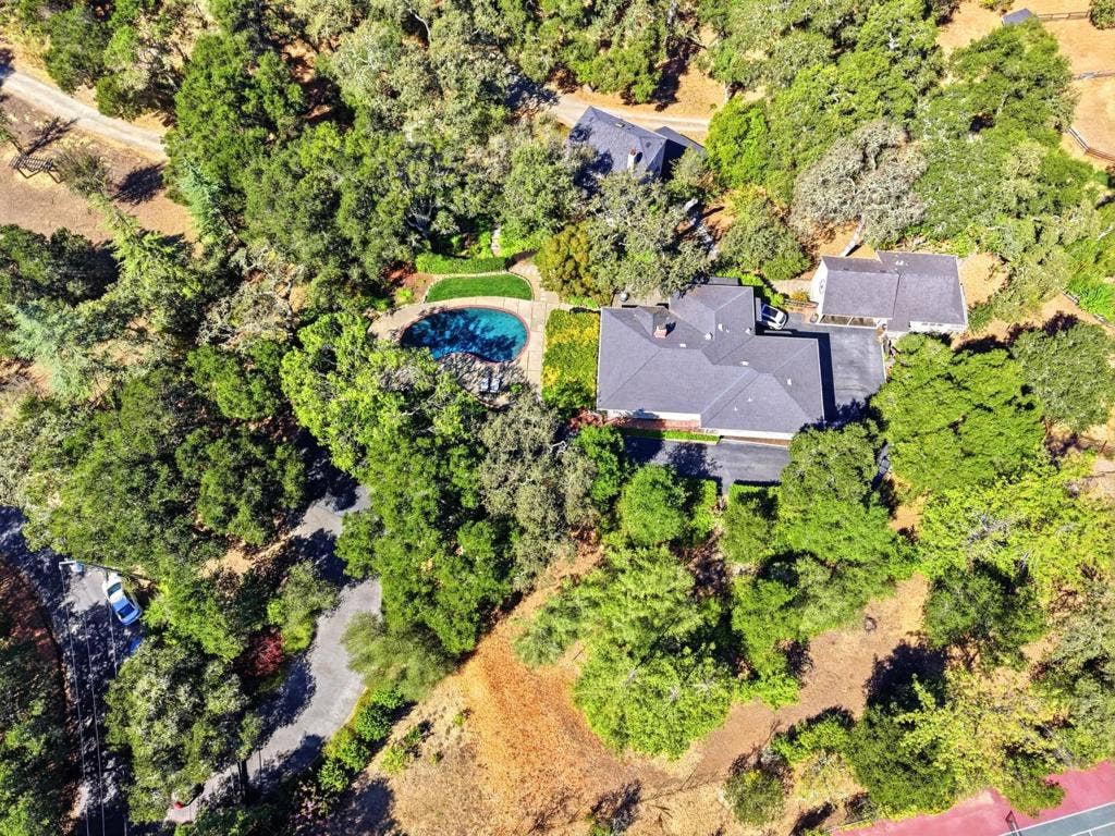 388 Albion Avenue, Woodside, CA 94062 388 Albion Avenue, Woodside, CA 94062