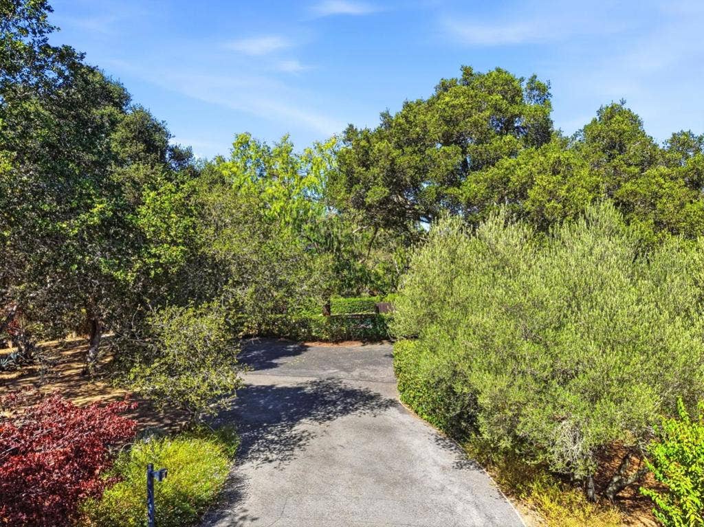 388 Albion Avenue, Woodside, CA 94062 388 Albion Avenue, Woodside, CA 94062