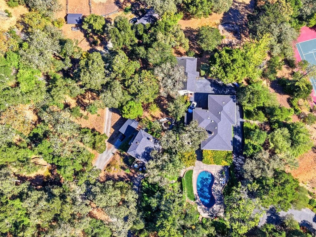 388 Albion Avenue, Woodside, CA 94062 388 Albion Avenue, Woodside, CA 94062
