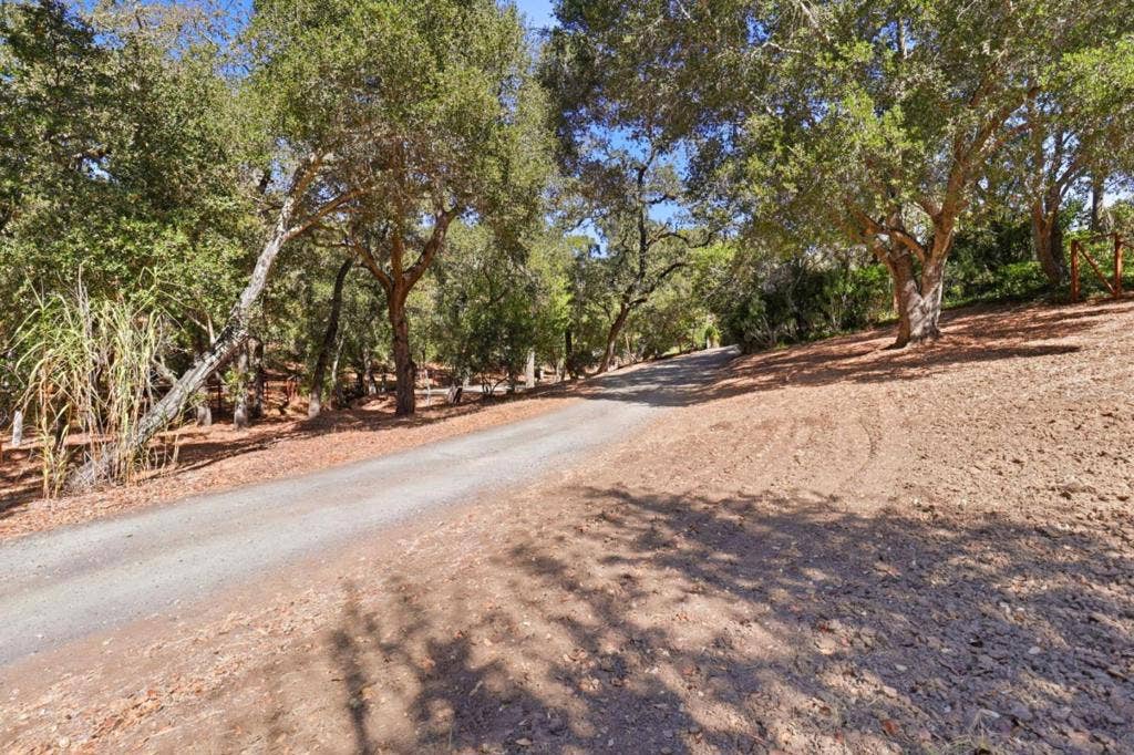 388 Albion Avenue, Woodside, CA 94062 388 Albion Avenue, Woodside, CA 94062