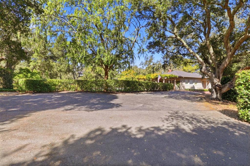 388 Albion Avenue, Woodside, CA 94062 388 Albion Avenue, Woodside, CA 94062