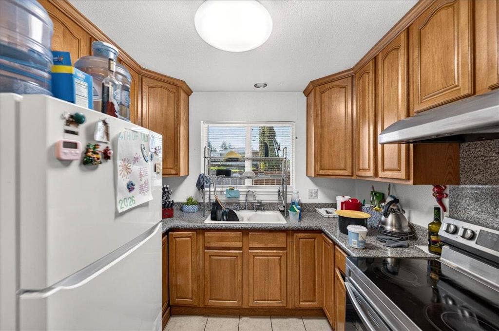 5601 Hoffman Court, San Jose, CA 95118 5601 Hoffman Court, San Jose, CA 95118