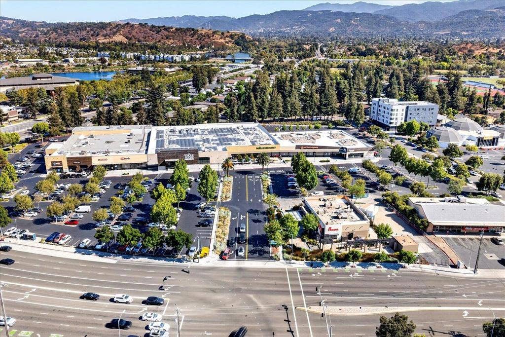 5601 Hoffman Court, San Jose, CA 95118 5601 Hoffman Court, San Jose, CA 95118