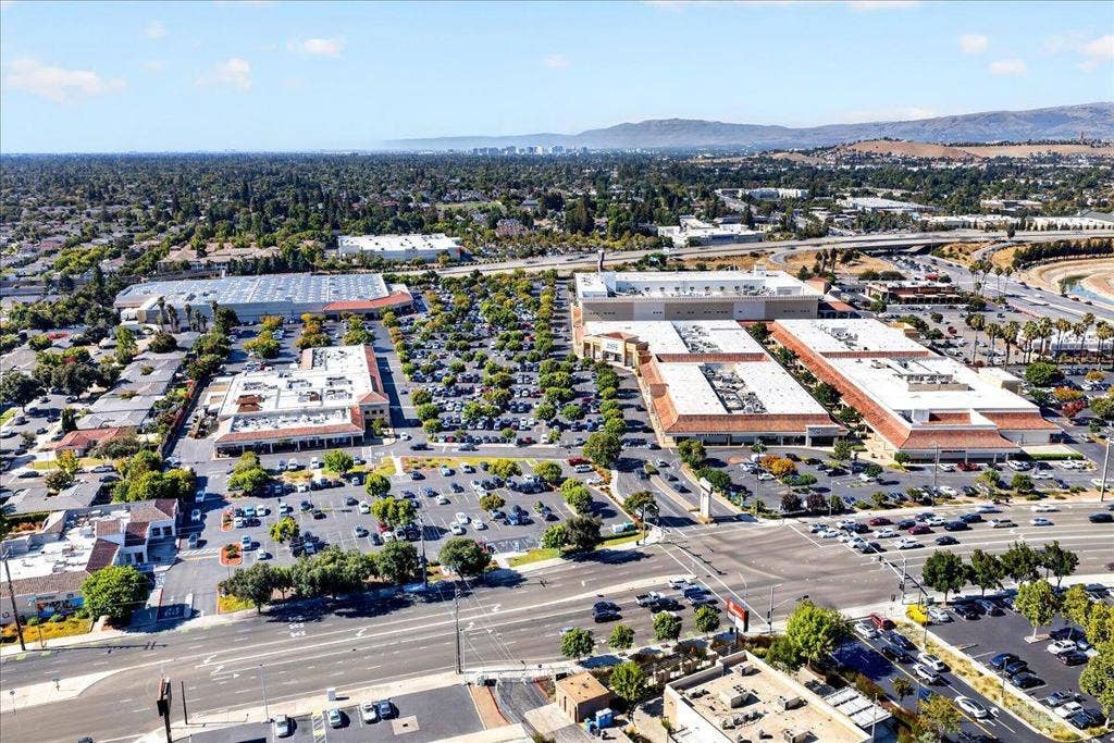 5601 Hoffman Court, San Jose, CA 95118 5601 Hoffman Court, San Jose, CA 95118