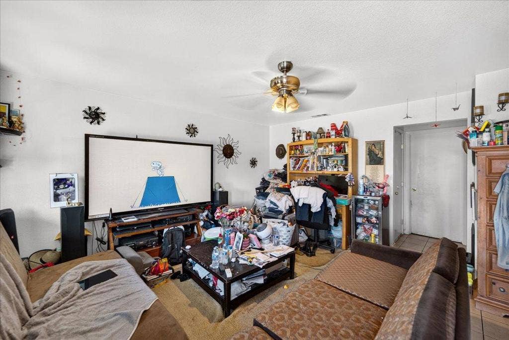 5601 Hoffman Court, San Jose, CA 95118 5601 Hoffman Court, San Jose, CA 95118