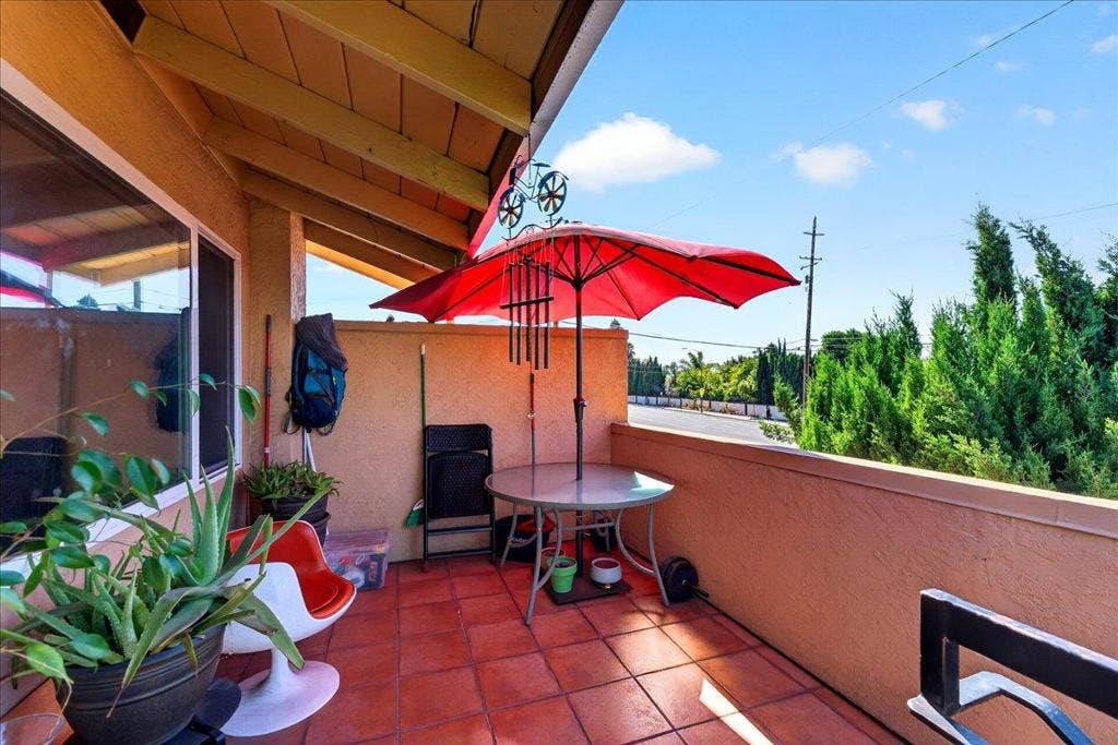 5601 Hoffman Court, San Jose, CA 95118 5601 Hoffman Court, San Jose, CA 95118
