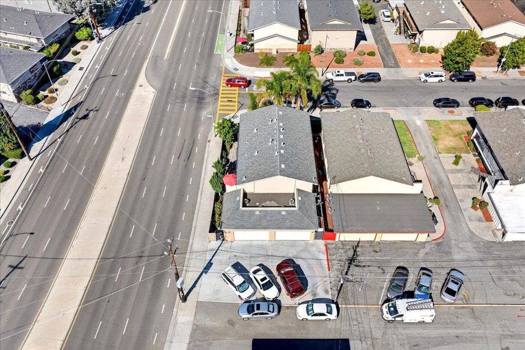 5601 Hoffman Court, San Jose, CA 95118 5601 Hoffman Court, San Jose, CA 95118