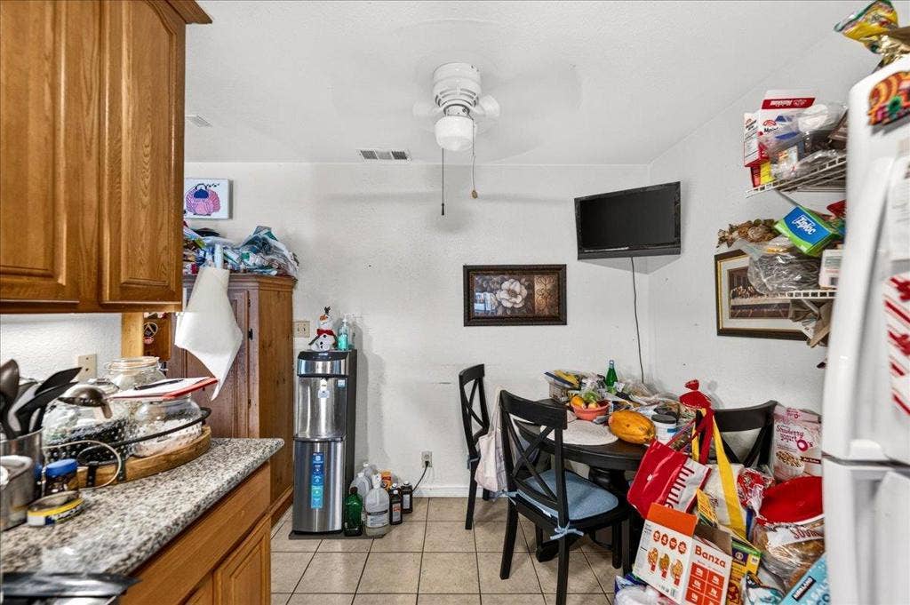 5601 Hoffman Court, San Jose, CA 95118 5601 Hoffman Court, San Jose, CA 95118