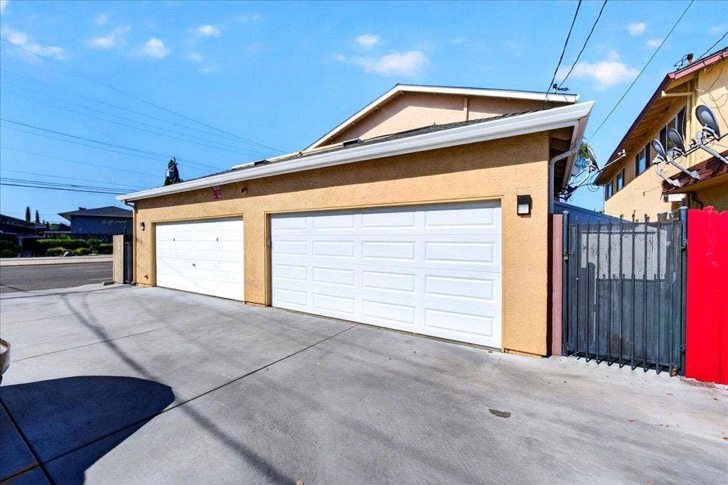 5601 Hoffman Court, San Jose, CA 95118 5601 Hoffman Court, San Jose, CA 95118