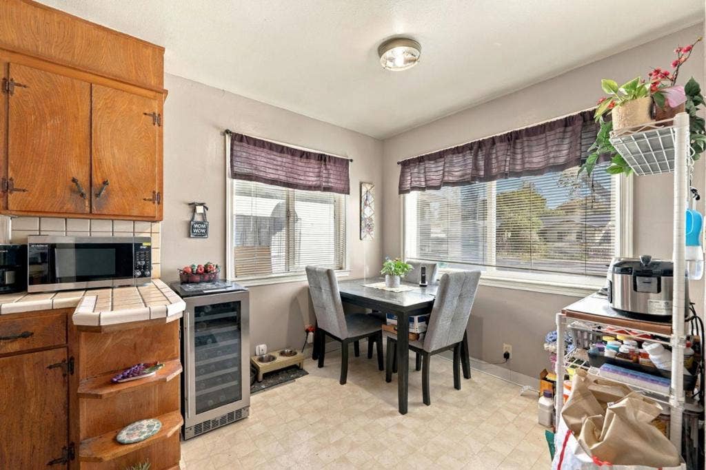1643 Stardust Court, Santa Clara, CA 95050 1643 Stardust Court, Santa Clara, CA 95050