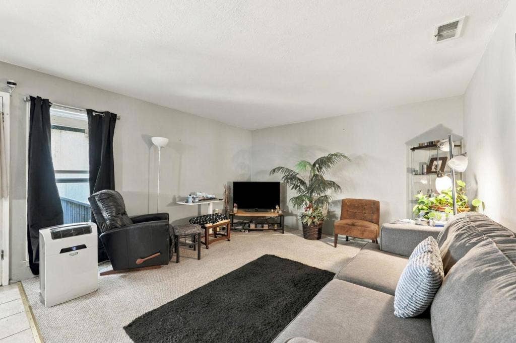 1643 Stardust Court, Santa Clara, CA 95050 1643 Stardust Court, Santa Clara, CA 95050