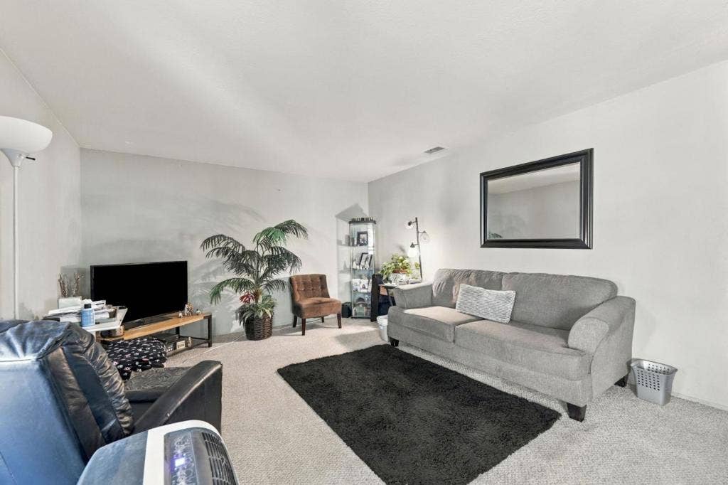 1643 Stardust Court, Santa Clara, CA 95050 1643 Stardust Court, Santa Clara, CA 95050