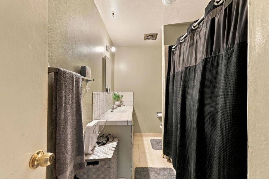 1643 Stardust Court, Santa Clara, CA 95050 1643 Stardust Court, Santa Clara, CA 95050