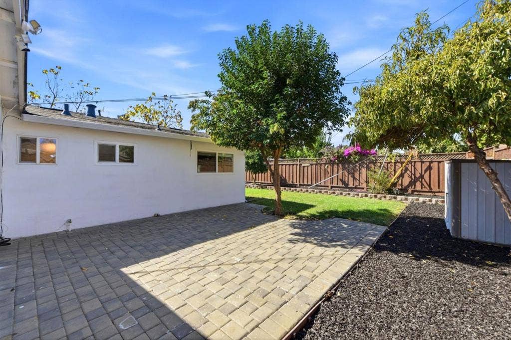 4147 Mira Loma Way, San Jose, CA 95111 4147 Mira Loma Way, San Jose, CA 95111