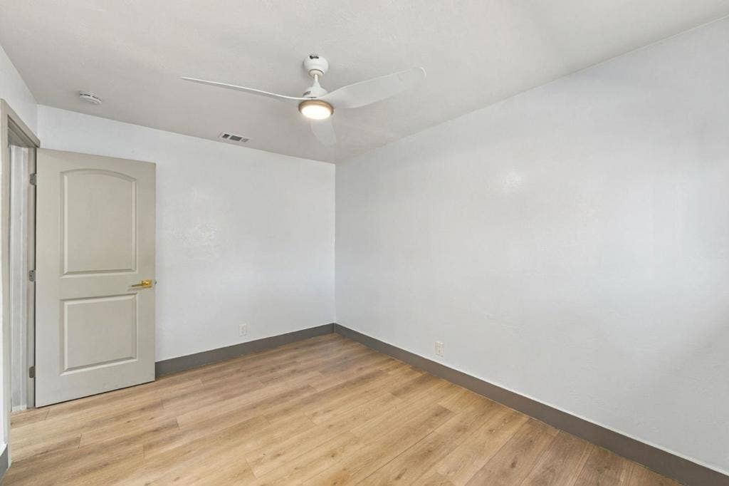 4147 Mira Loma Way, San Jose, CA 95111 4147 Mira Loma Way, San Jose, CA 95111