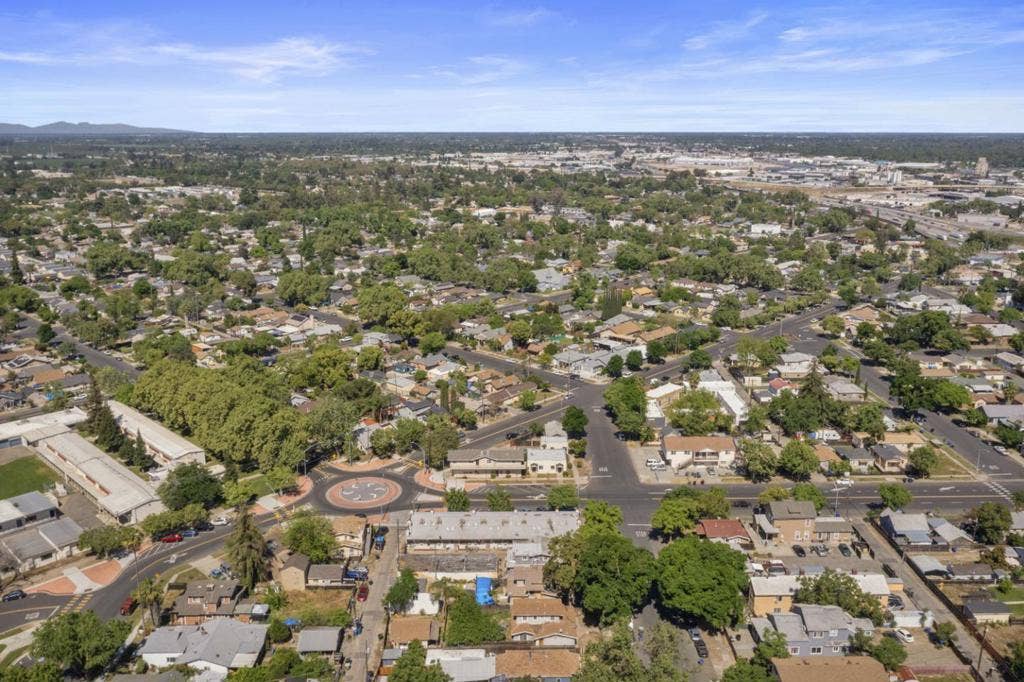 510 S Washington Street, Modesto, CA 95351 510 S Washington Street, Modesto, CA 95351