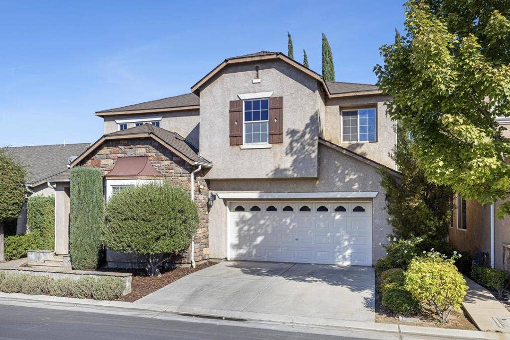 4129 W Cherry Tree Lane, Fresno, CA 93722 4129 W Cherry Tree Lane, Fresno, CA 93722