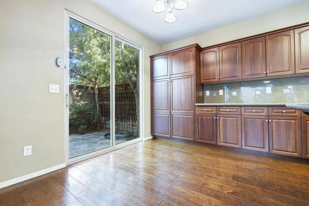 4129 W Cherry Tree Lane, Fresno, CA 93722 4129 W Cherry Tree Lane, Fresno, CA 93722
