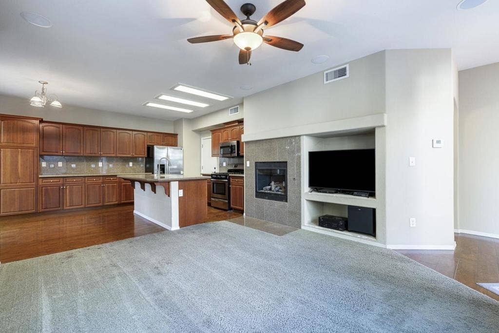 4129 W Cherry Tree Lane, Fresno, CA 93722 4129 W Cherry Tree Lane, Fresno, CA 93722