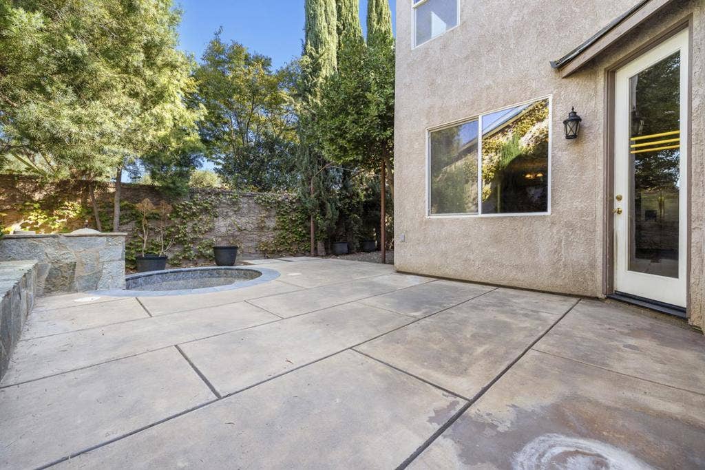 4129 W Cherry Tree Lane, Fresno, CA 93722 4129 W Cherry Tree Lane, Fresno, CA 93722